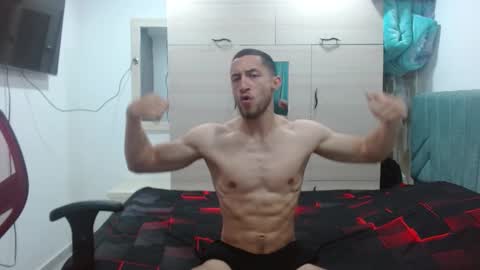 enzo_savage online show from September 2025 05:58:01 PM