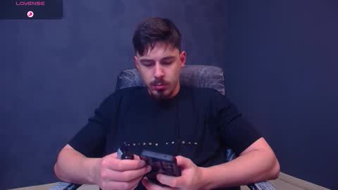 EnzoRace online show from December 2025 06:07:02 AM