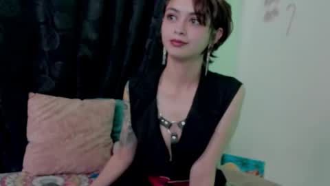 Snapshot of ephemeral_hot chatting on January 2025 10:34:01 PM Leyla online show from January 2025 10:34:01 PM
