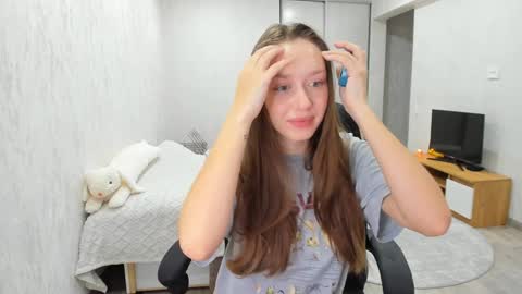 Snapshot of ephorium chatting on January 2025 03:05:02 PM Renata online show from January 2025 03:05:02 PM