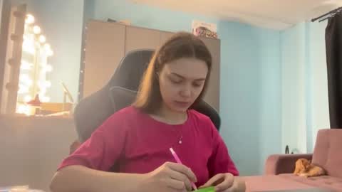 Lily online show from March 2026 04:08:01 AM