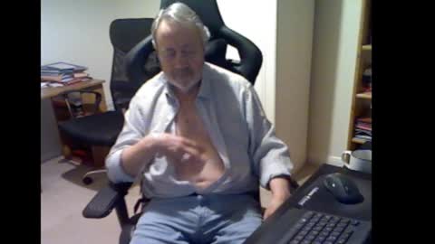 erasmus_d online show from January 2026 05:48:01 PM