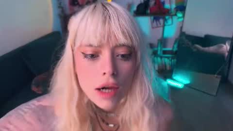 Snapshot of erectioneeering chatting on September 2025 10:53:02 AM Alissa online show from September 2025 10:53:02 AM