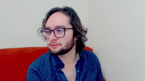 Eren online show from December 2025 03:26:02 AM