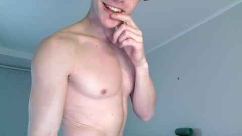 Eric Crush online show from January 2025 03:42:02 AM