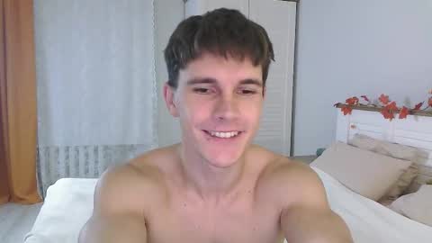 Eric Crush online show from October 2025 03:50:02 AM