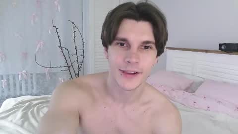 Eric Crush online show from March 2026 04:04:02 AM