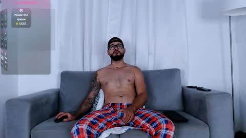 Snapshot of eric_evans1 chatting on September 2025 02:47:02 AM Eric Evans online show from September 2025 02:47:02 AM