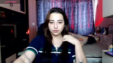 Snapshot of erica_mills chatting on November 2025 08:36:02 AM erica_mills online show from November 2025 08:36:02 AM