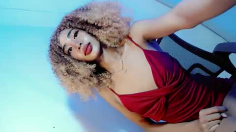 Snapshot of erica_walker chatting on March 2026 10:43:02 AM erica_walker online show from March 2026 10:43:02 AM