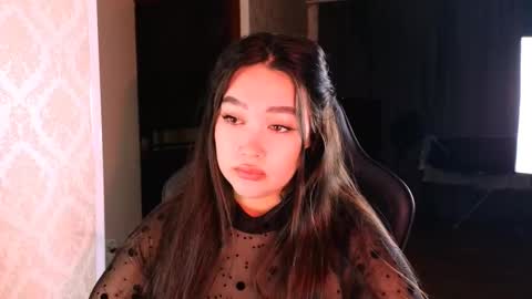 Erica Wayne online show from December 2025 07:41:01 PM