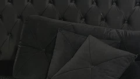 Erica online show from December 2024 05:26:02 PM