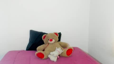 Dayanna online show from November 2025 03:15:01 AM