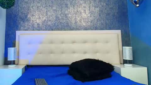   online show from September 2025 02:37:01 AM