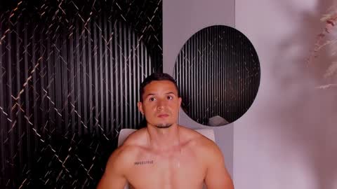 Snapshot of erickdowell chatting on January 2025 02:31:02 PM Erick online show from January 2025 02:31:02 PM