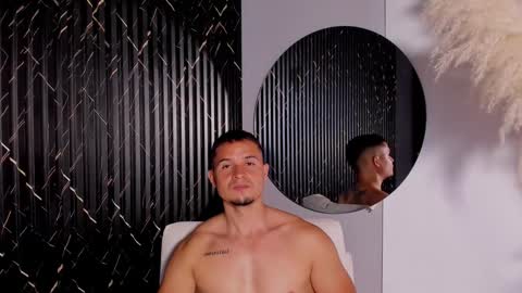 Snapshot of erickdowell chatting on February 2025 03:49:01 PM Erick online show from February 2025 03:49:01 PM