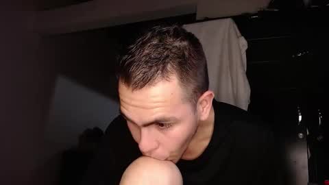 Erik rodriguez online show from December 2024 05:43:01 AM