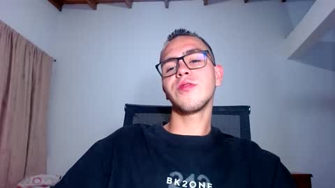 Erik rodriguez online show from September 2025 11:26:01 PM