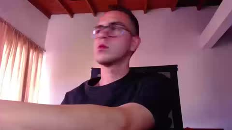 Erik rodriguez online show from September 2025 09:40:02 PM