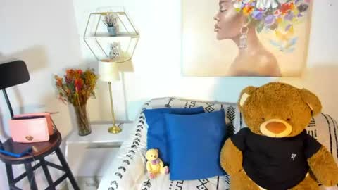 Snapshot of erika_lyrics chatting on June 2026 01:59:02 AM E R I K A - L Y R I C S online show from June 2026 01:59:02 AM