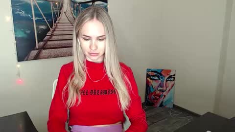 Erika online show from September 2025 11:45:02 AM