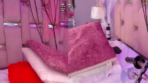 Erika  online show from November 2025 08:10:01 PM