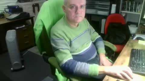 ernello online show from September 2025 01:05:02 PM