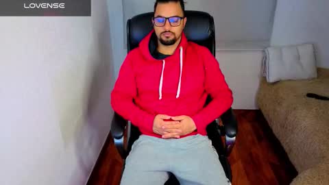 ernesto rodriguez 82 online show from February 2026 03:59:02 AM