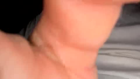 Snapshot of eros_hidden chatting on November 2025 07:10:01 PM Eros online show from November 2025 07:10:01 PM