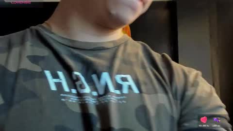 Snapshot of eryonbradley chatting on November 2025 11:12:01 AM Eryon online show from November 2025 11:12:01 AM