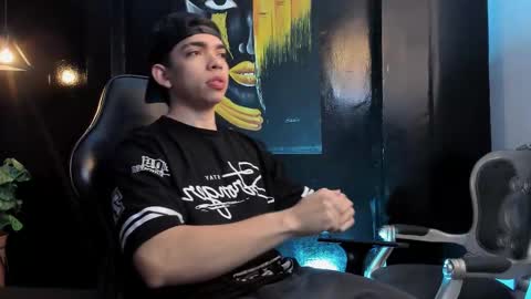 Snapshot of eryonbradley chatting on November 2025 11:20:01 AM Eryon online show from November 2025 11:20:01 AM