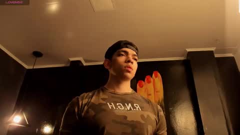 Snapshot of eryonbradley chatting on November 2025 11:10:02 AM Eryon online show from November 2025 11:10:02 AM