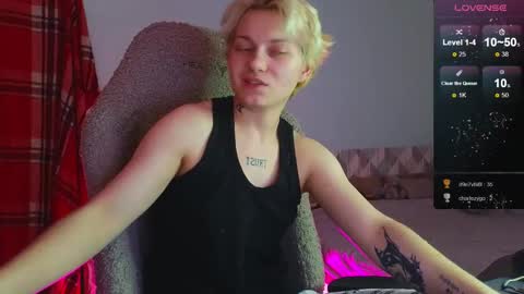 esajukyy online show from February 2025 01:08:02 PM