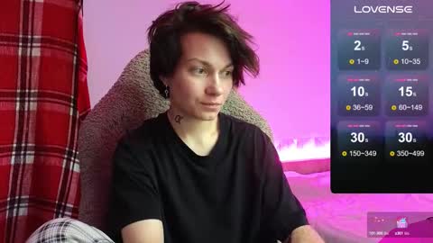 esajukyy online show from October 2025 10:38:01 AM