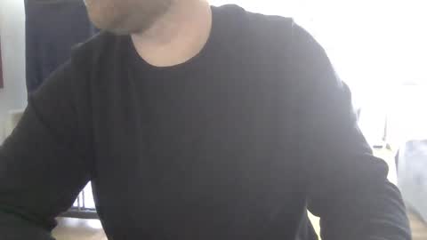 Snapshot of esclavepourfemme chatting on January 2025 12:29:01 PM esclavepourfemme online show from January 2025 12:29:01 PM