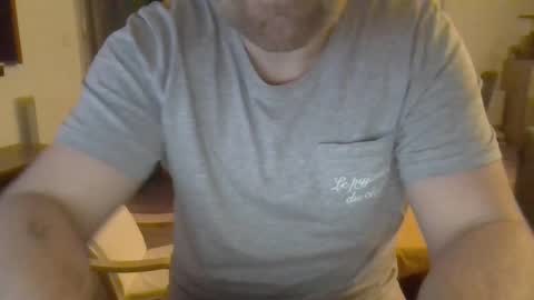 Snapshot of esclavepourfemme chatting on January 2025 10:13:02 PM esclavepourfemme online show from January 2025 10:13:02 PM