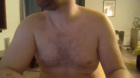 Snapshot of esclavepourfemme chatting on October 2025 08:32:02 PM esclavepourfemme online show from October 2025 08:32:02 PM