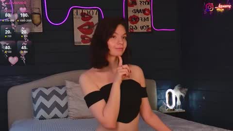 Eseensia online show from October 2025 02:32:01 AM