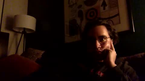 Snapshot of esiiiiis chatting on April 2026 12:02:01 PM esiiiiis online show from April 2026 12:02:01 PM