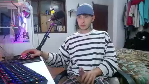 Esteban online show from January 2025 06:39:01 AM