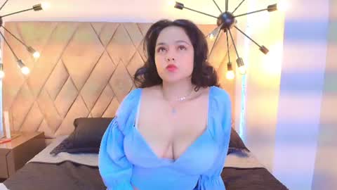 esme_miller online show from July 2026 01:24:01 PM