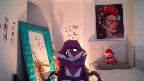 Snapshot of esmeralda098 chatting on September 2025 08:11:02 PM Esmeralda online show from September 2025 08:11:02 PM