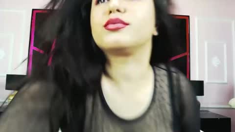 Snapshot of essena_monroe chatting on June 2026 06:30:02 AM Mary online show from June 2026 06:30:02 AM