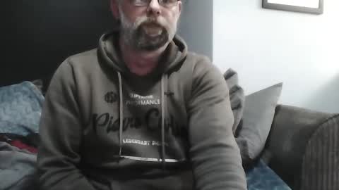 Snapshot of essex_dilf chatting on December 2024 12:30:02 AM dont ask to pm me your probably fake online show from December 2024 12:30:02 AM