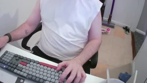 Snapshot of essex_wild chatting on July 2026 08:14:01 PM Morph online show from July 2026 08:14:01 PM