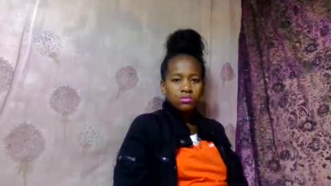 estancelee online show from July 2026 10:51:02 AM