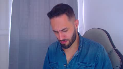 Snapshot of esteban7984068 chatting on December 2024 06:02:02 PM esteban online show from December 2024 06:02:02 PM