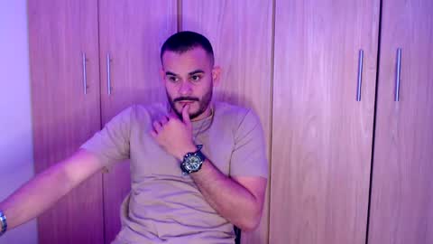 Esteban Fernandez online show from February 2025 05:37:01 AM