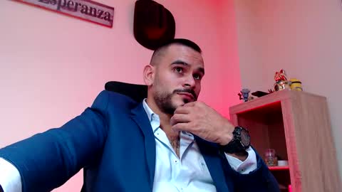 Esteban Fernandez online show from February 2026 06:40:02 AM