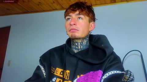 Esteban independent model online show from December 2025 11:08:02 AM